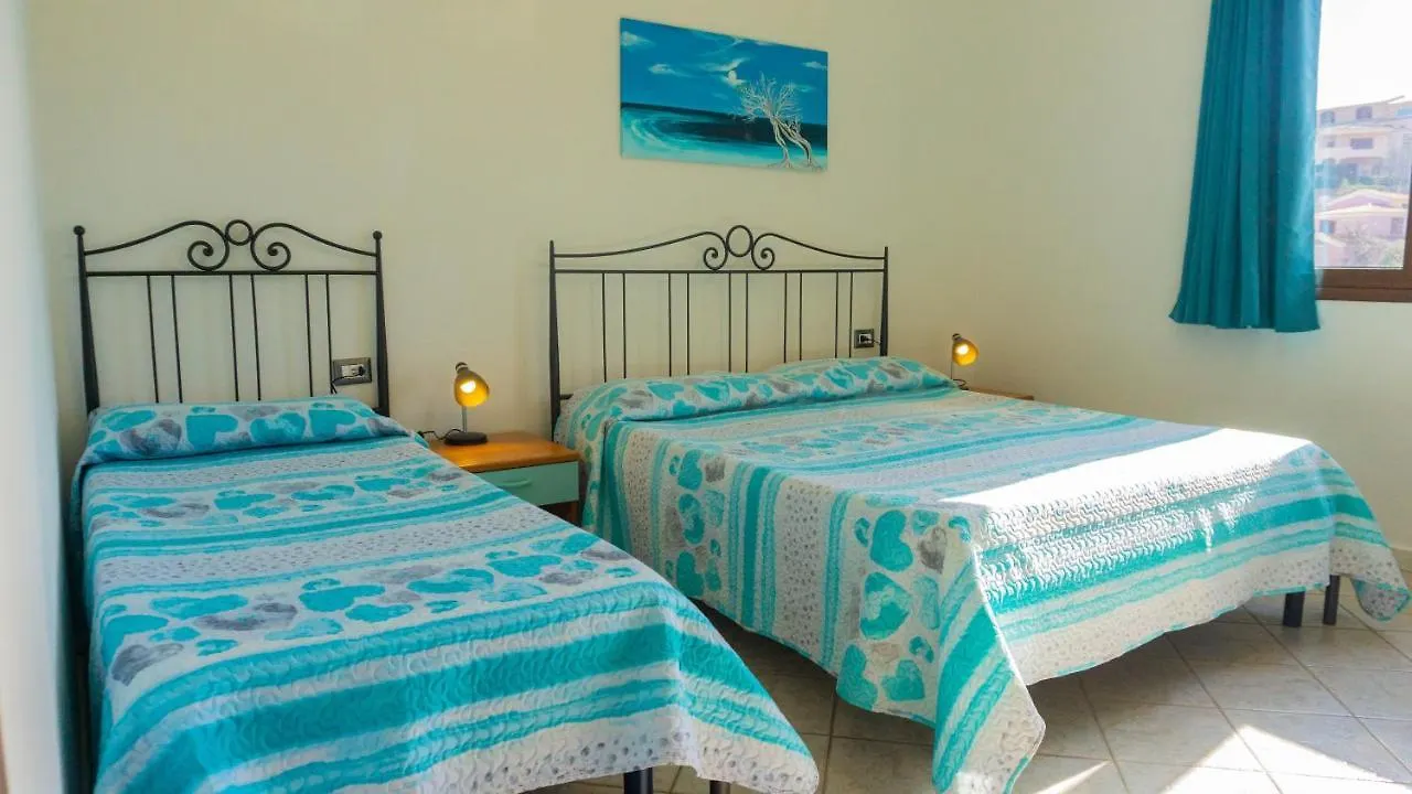 Apartment Appartamento Sette Posti Vicino Al Centro Di San Teodoro San Teodoro  Italy